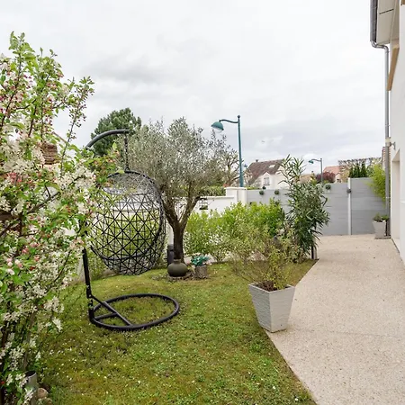 Semesterbostad Dream Factory House - Disneyland Paris - 8 Pax Wifi Parking