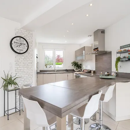 בית נופש Dream Factory House - Disneyland Paris - 8 Pax Wifi Parking מונטבראן