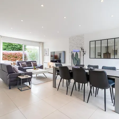 Dream Factory House - Disneyland Paris - 8 Pax Wifi Parking בית נופש